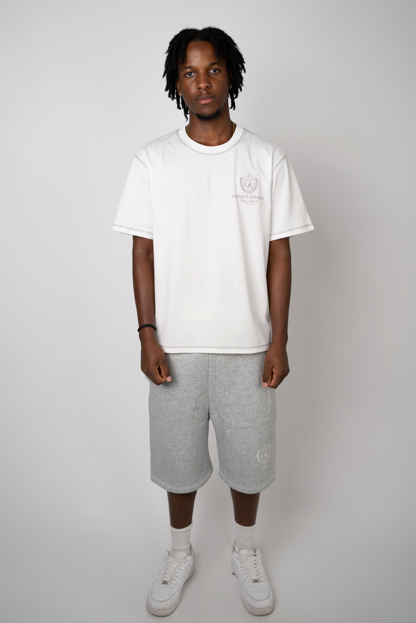 Crest Stitch Shorts - Grey