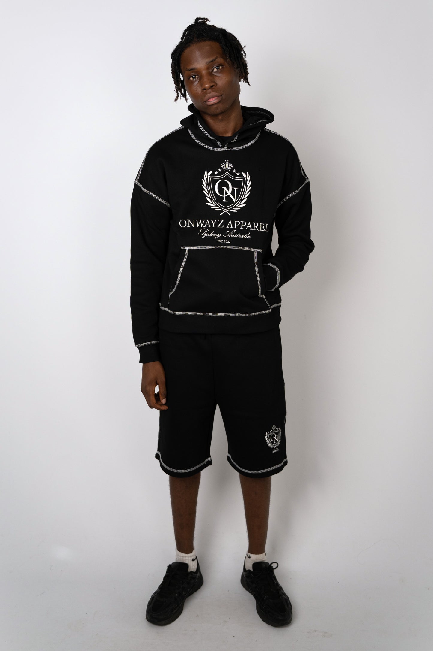 Crest Stitch Shorts - Black