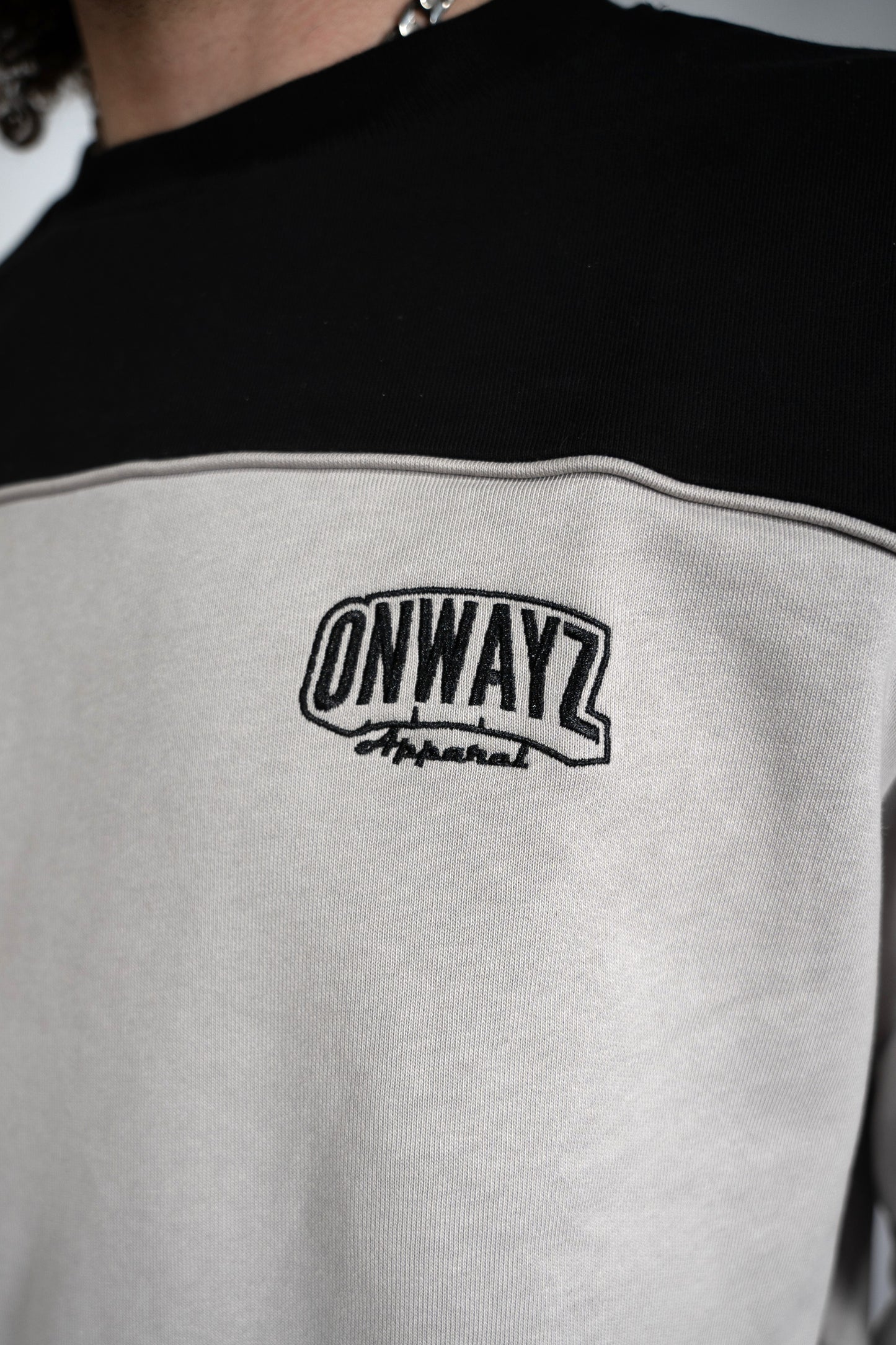 Core Crewneck - Black Grey