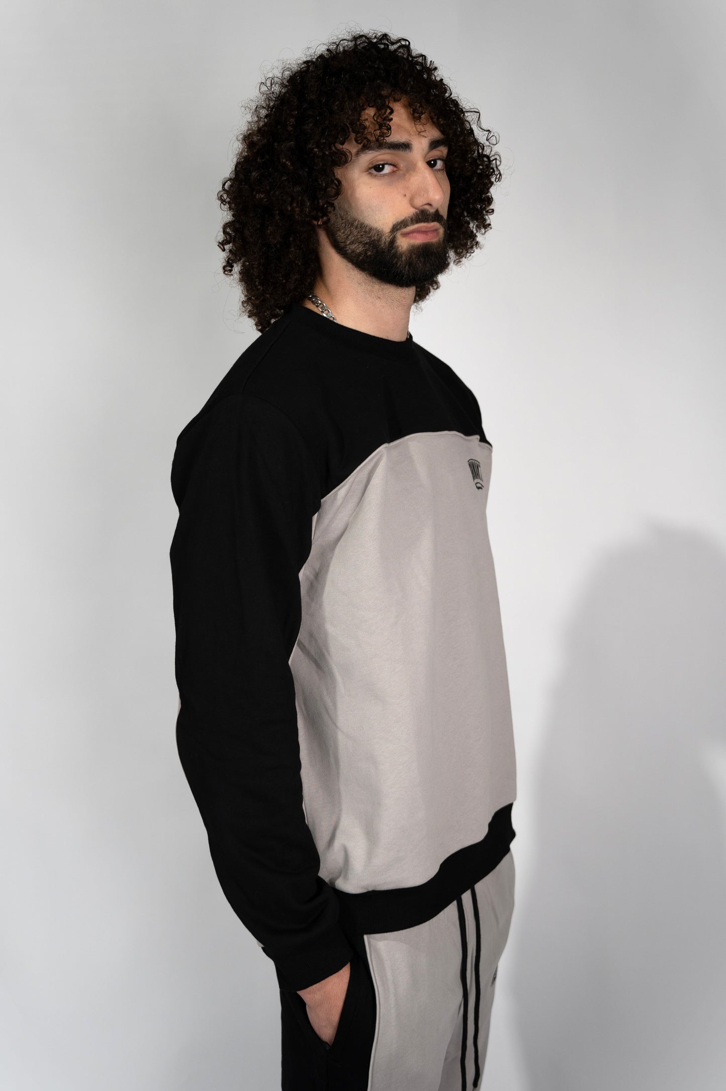 Core Crewneck - Black Grey