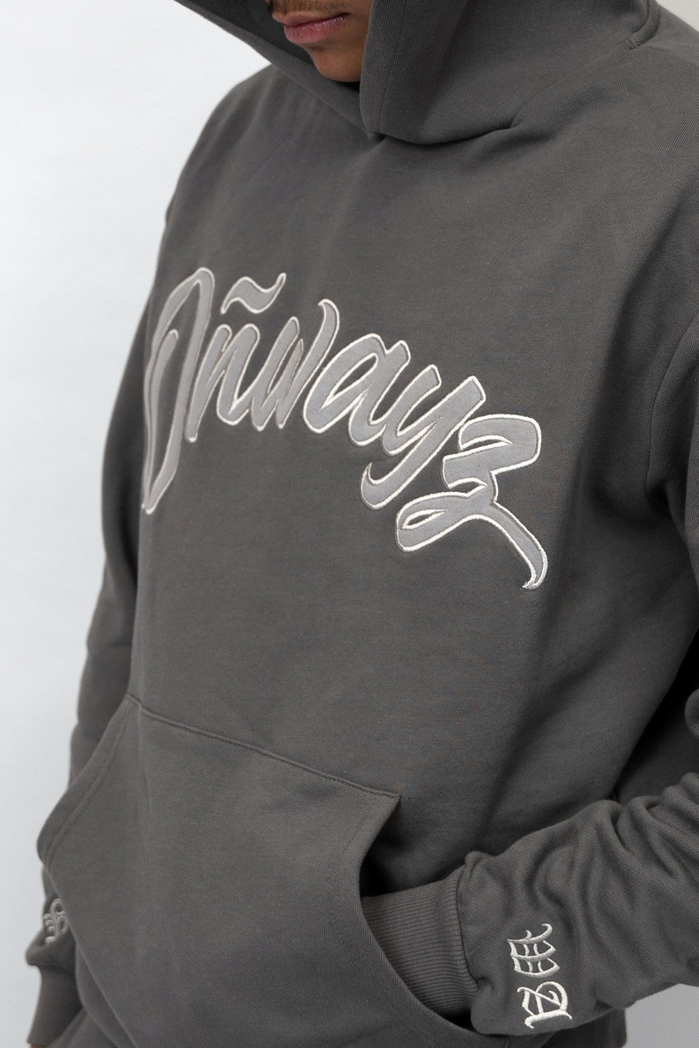 Classic Hoodie 2.0 - Platinum Grey