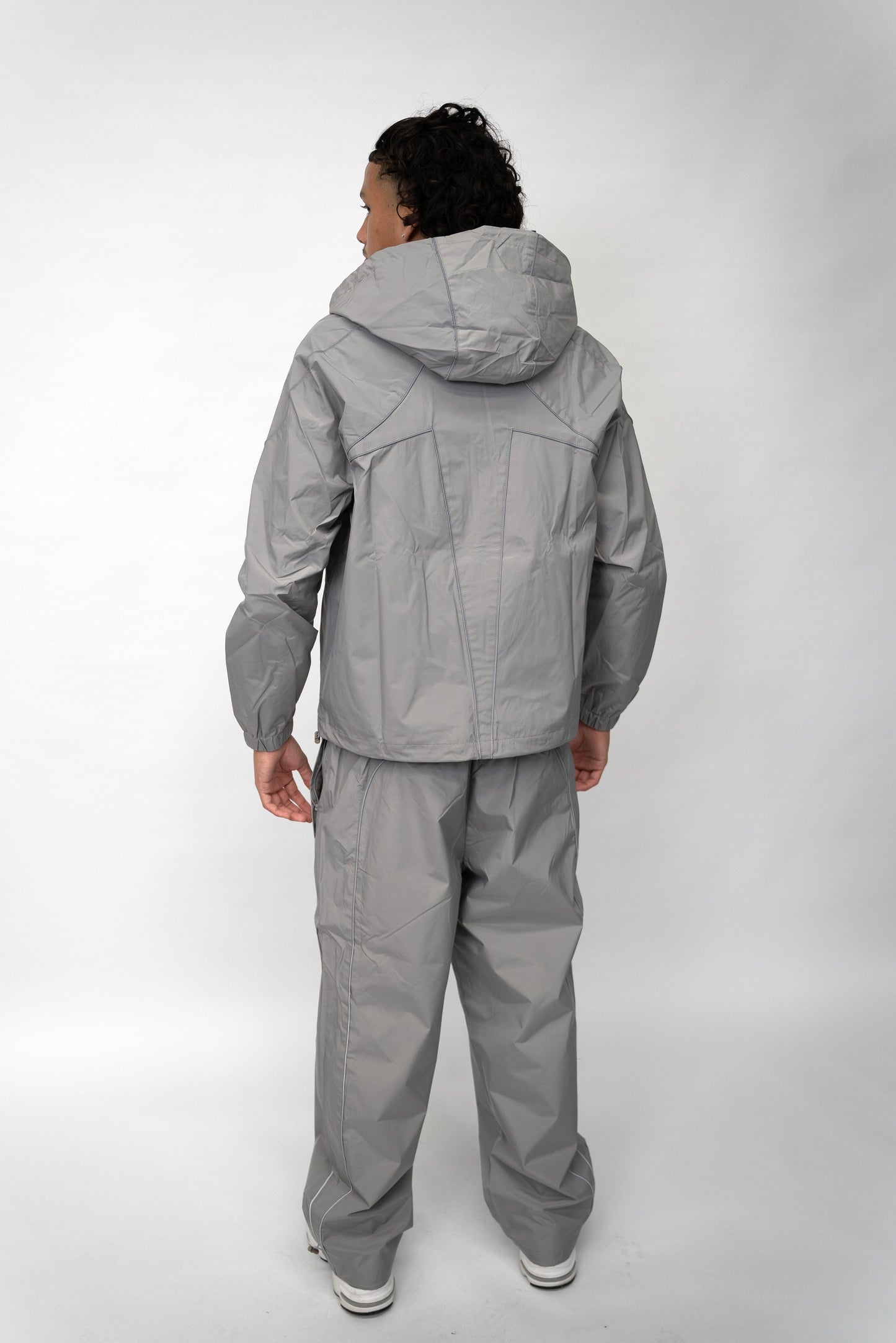 Arrow Windbreaker Pants - Grey