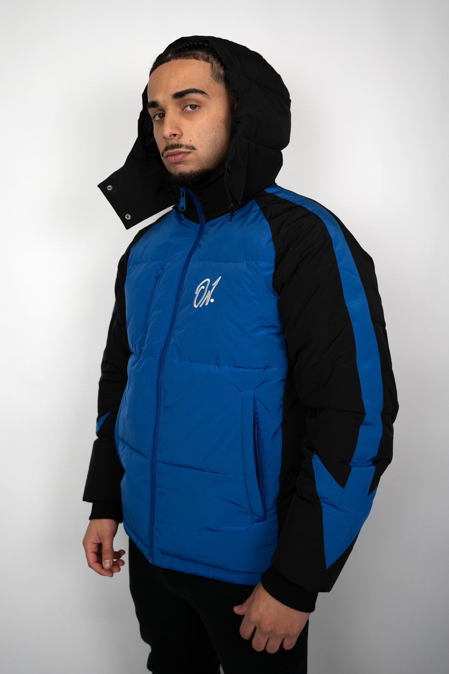 Arrow Puffer Jacket - Blue