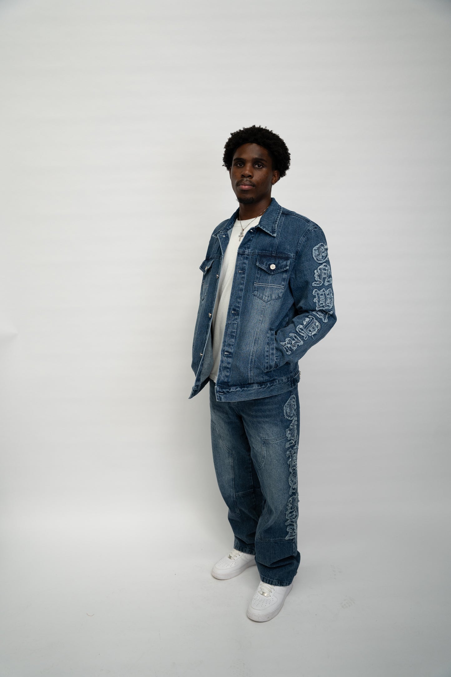 Classic Applique Denim Jeans - Blue