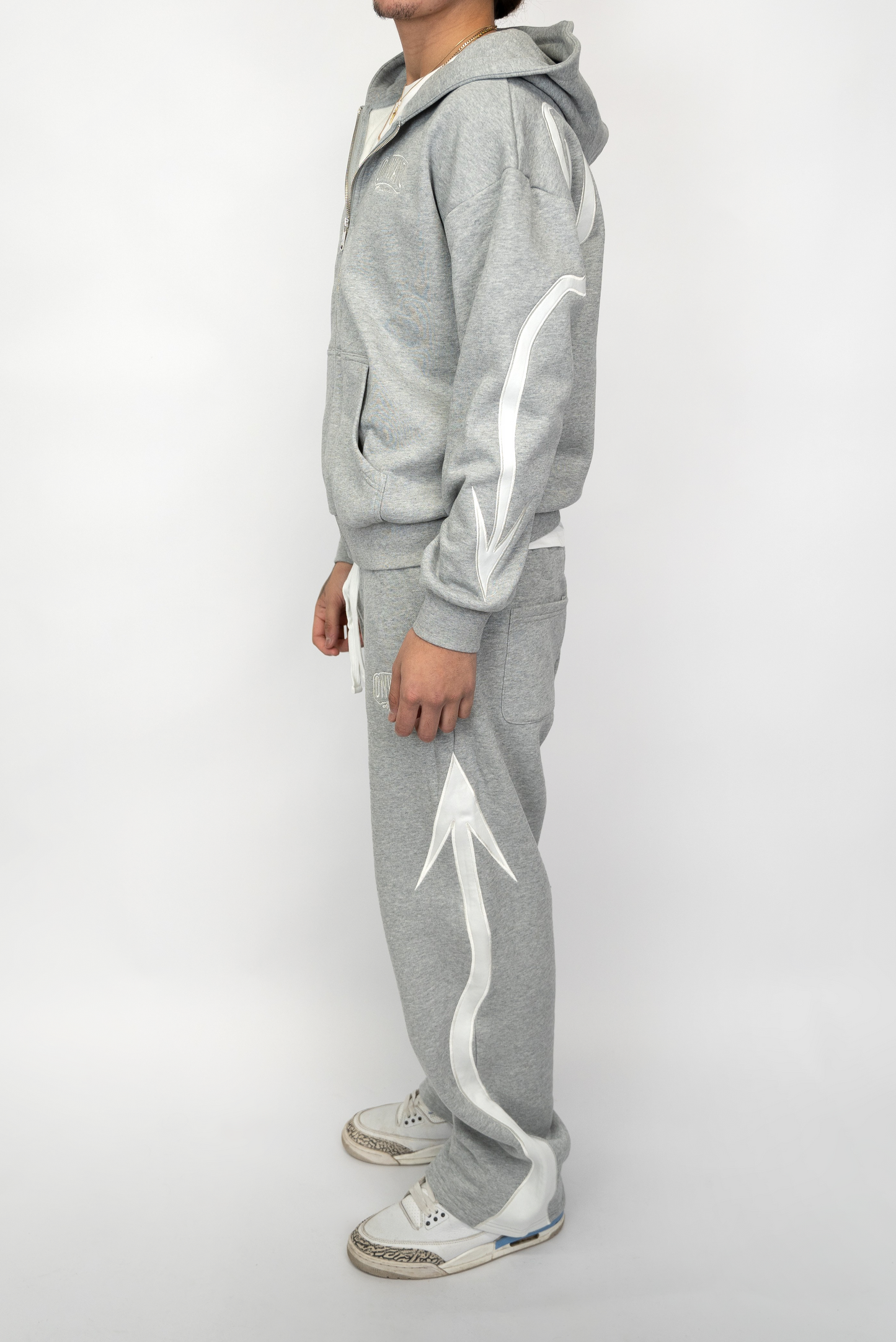 Arrow Sweatpants - Grey