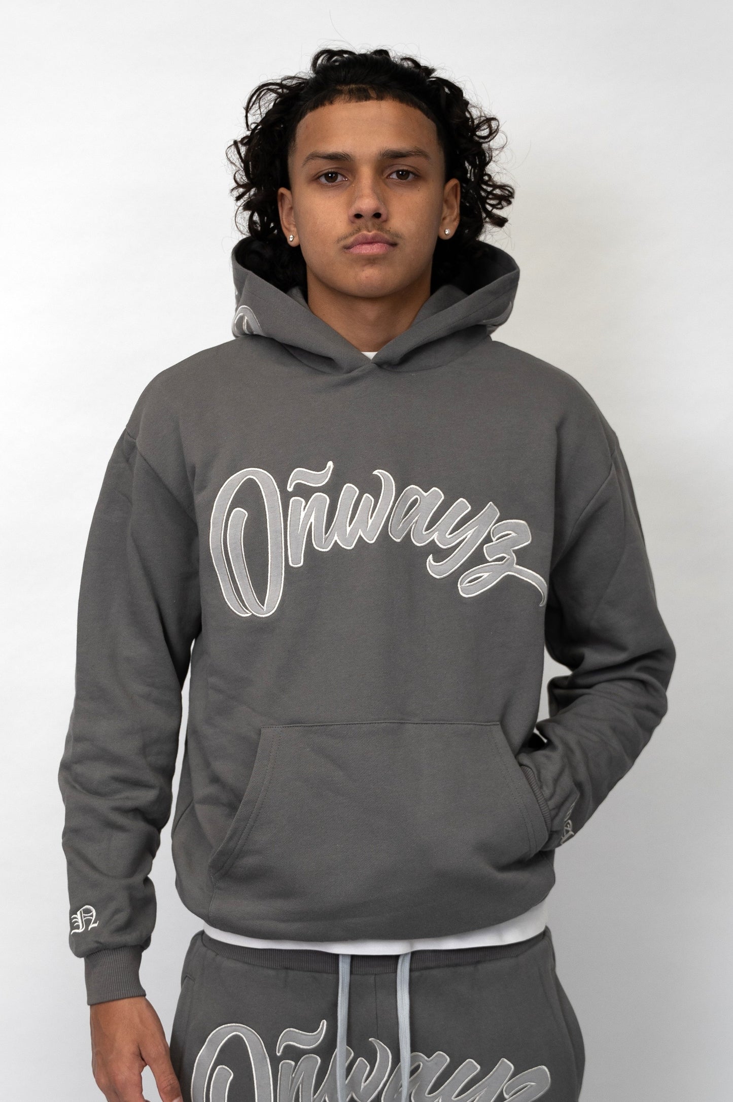 Classic Hoodie 2.0 - Platinum Grey