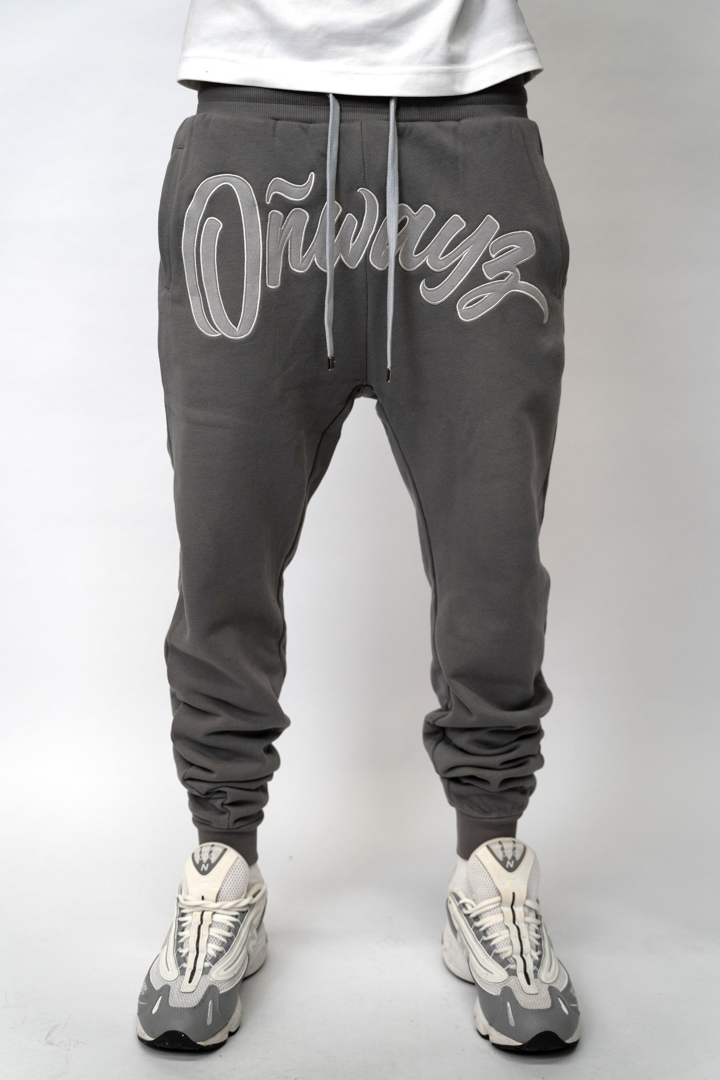 Classic Sweatpants 2.0 - Platinum Grey