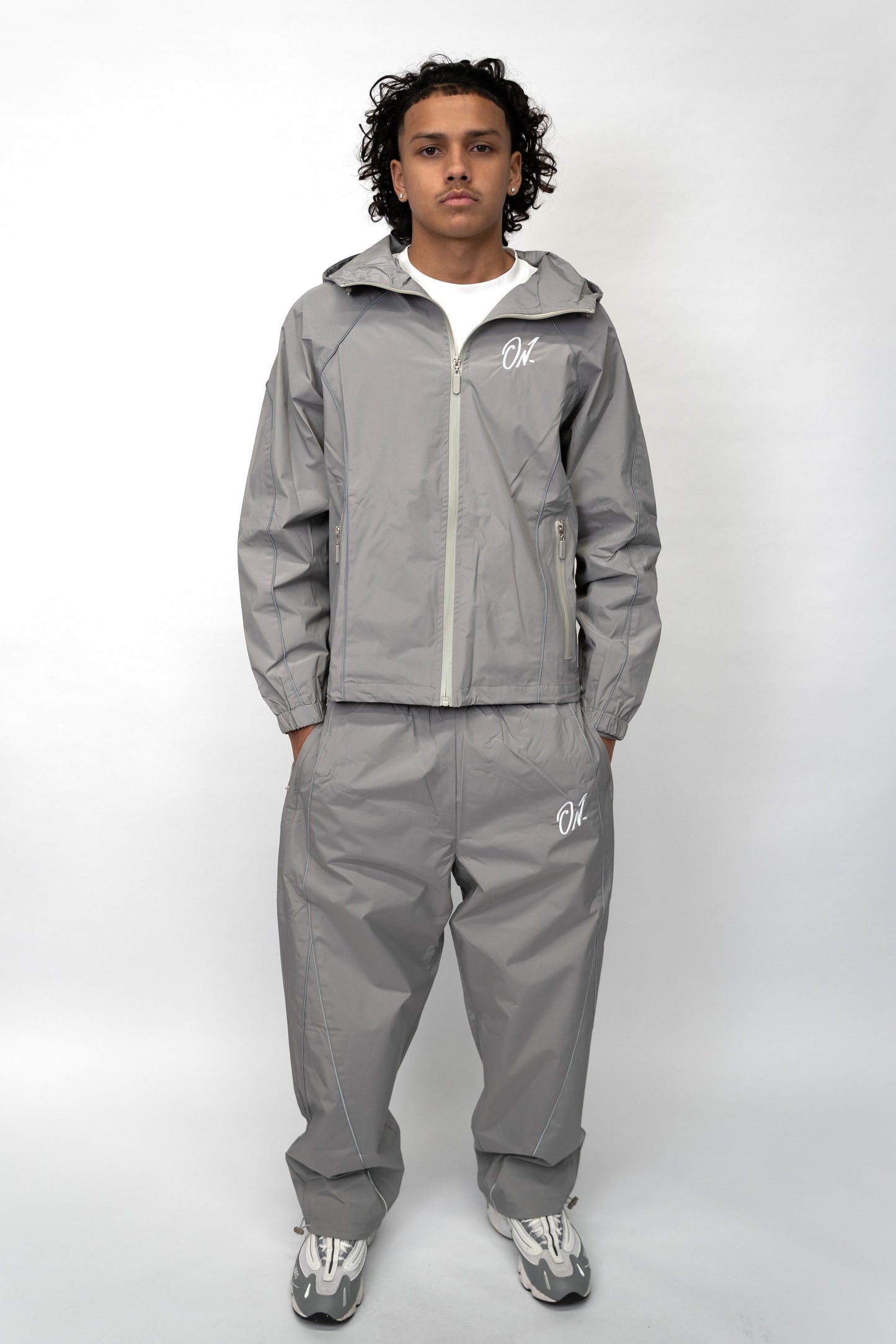 Arrow Windbreaker Jacket - Grey