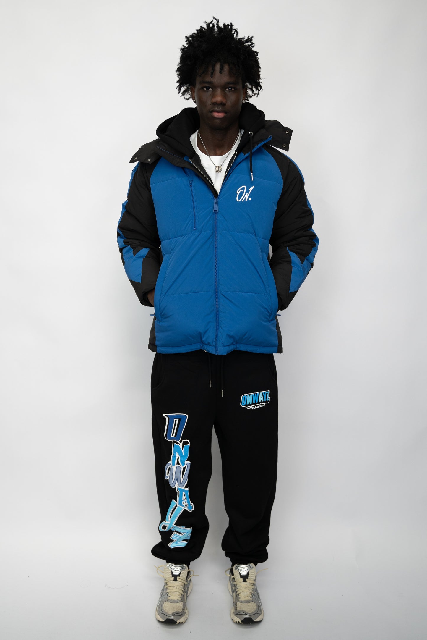 Arrow Puffer Jacket - Blue