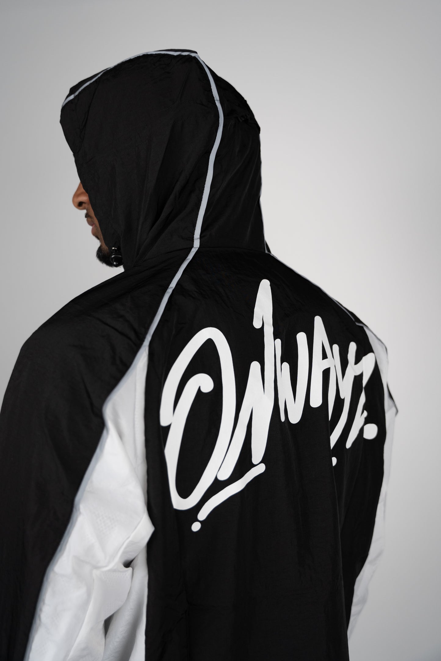 Reflective Elevation Windbreaker - Black