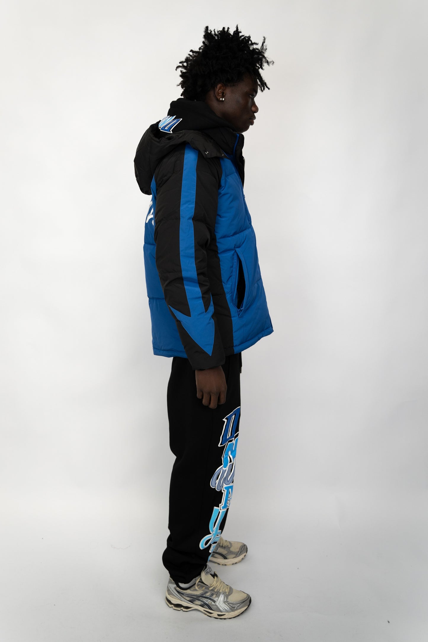 Arrow Puffer Jacket - Blue