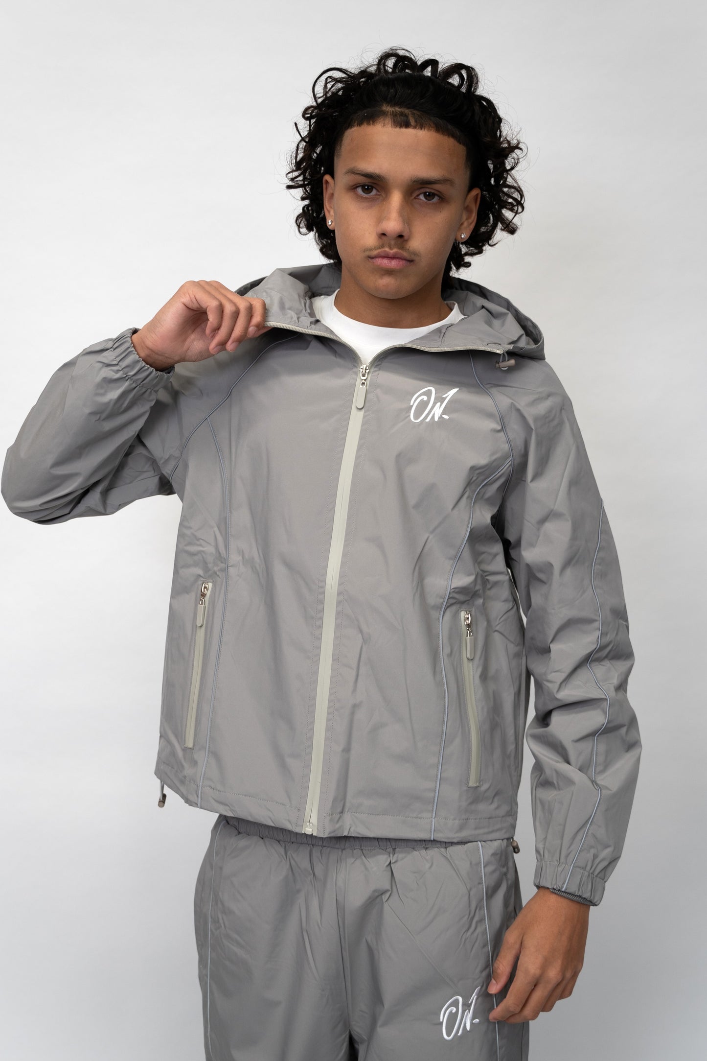 Arrow Windbreaker Jacket - Grey