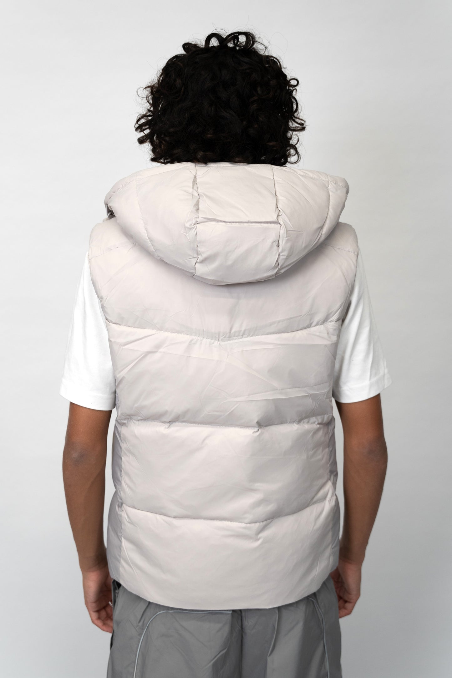 Badge Puffer Vest - Grey