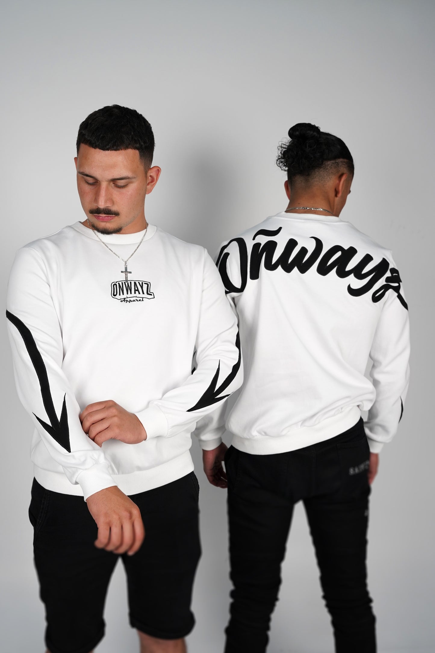 Arrow Script Crewneck - White