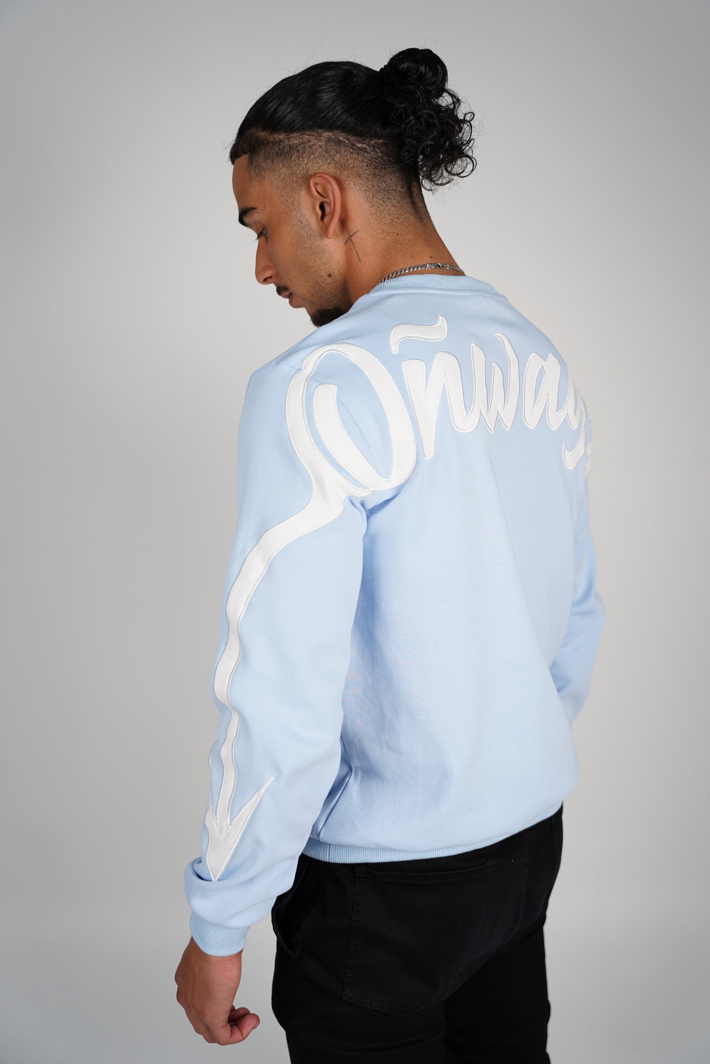 Arrow Script Crewneck - Baby Blue