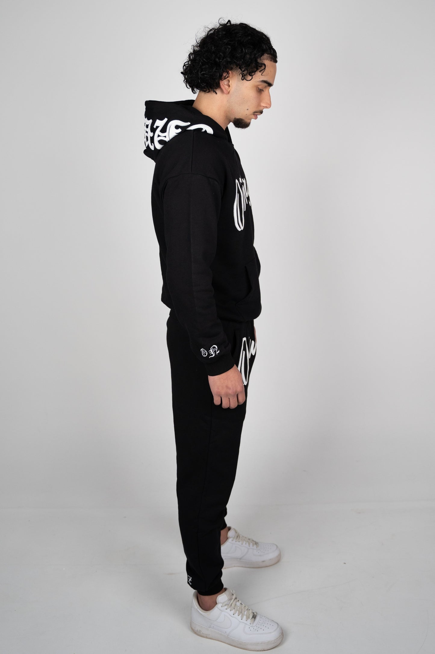 Classic Hoodie 2.0 - Black