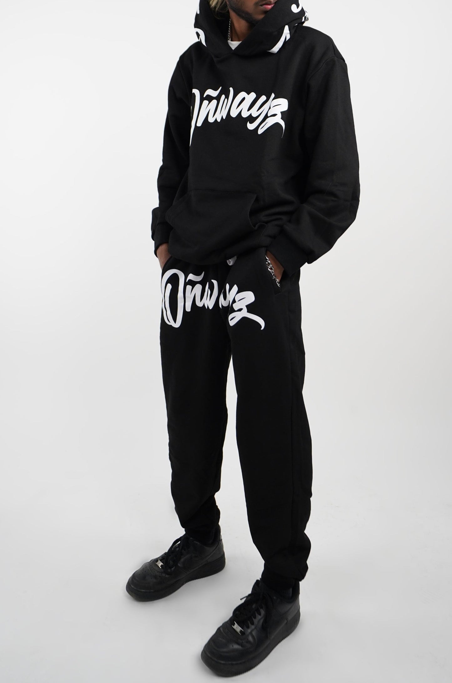 Classic Sweatpants - Black