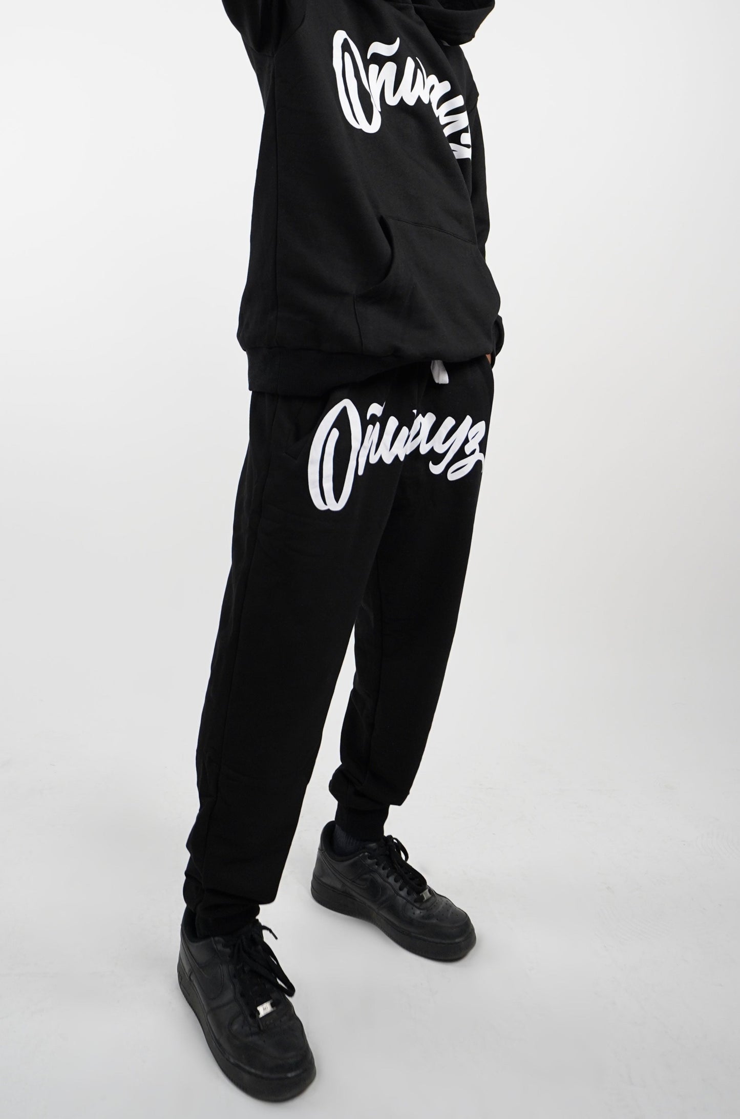 Classic Sweatpants - Black